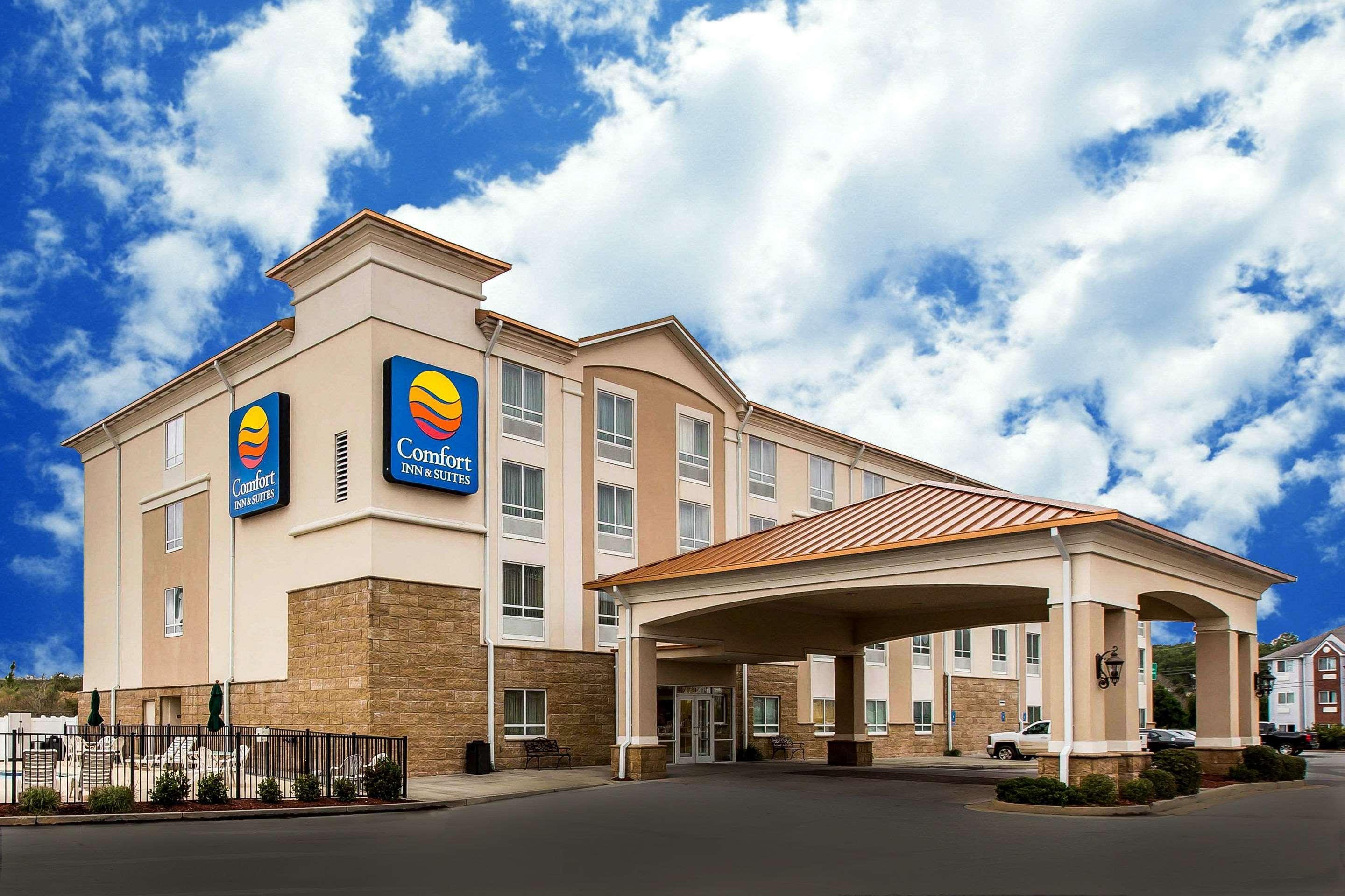 Comfort Inn & Suites Tifton Bagian luar foto