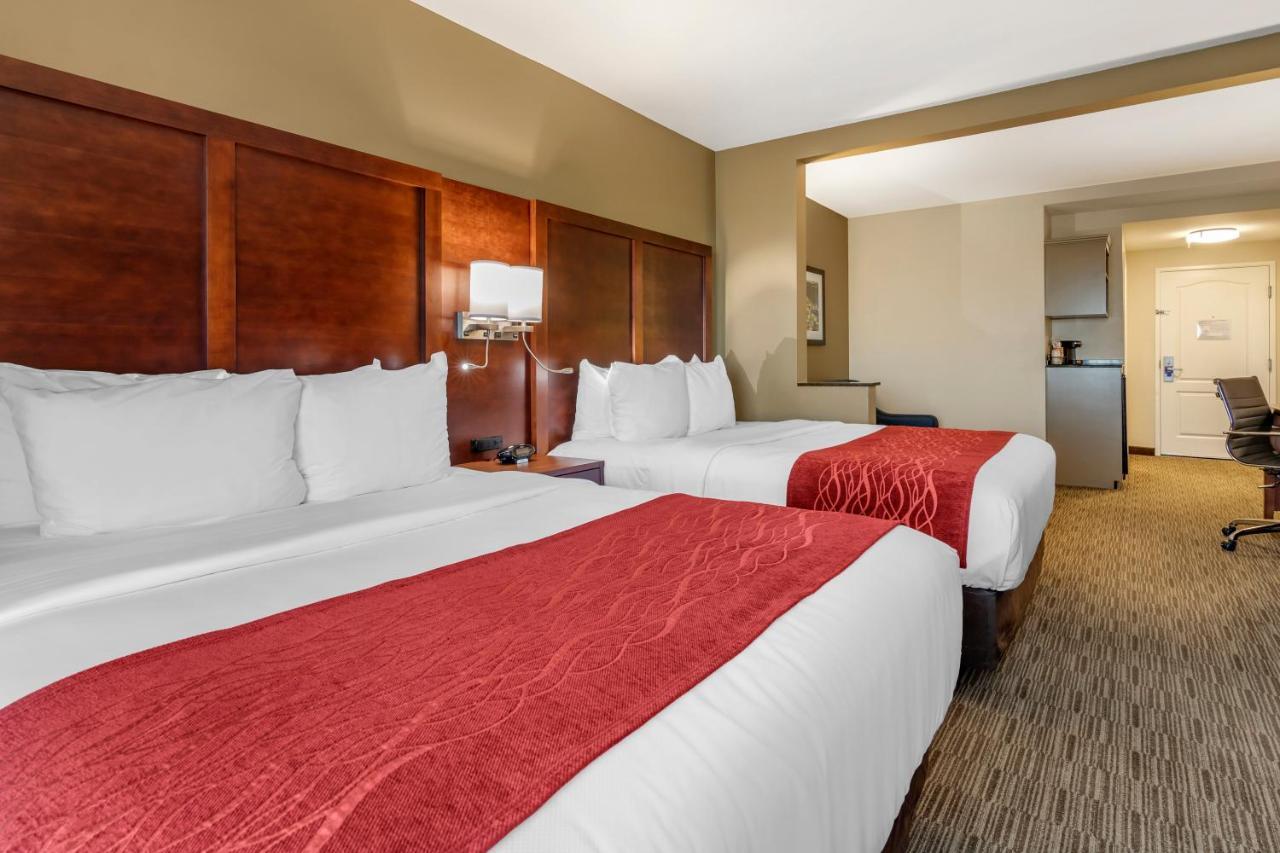 Comfort Inn & Suites Tifton Bagian luar foto